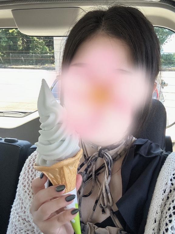 夜のお供♡｜写メ日記｜えま★完全未経験のド素人美少女｜品川・五反田 一般デリヘル 五反田Tiara～ティアラ～
