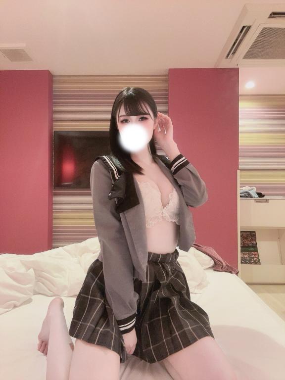 制服え♡ち｜写メ日記｜うみね★M気質な超色白美少女★｜品川・五反田 一般デリヘル 五反田Tiara～ティアラ～