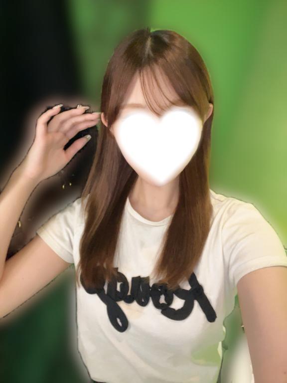 よく見ると｜写メ日記｜さくらこ★S級！坂道系美少女★｜品川・五反田 一般デリヘル 五反田Tiara～ティアラ～