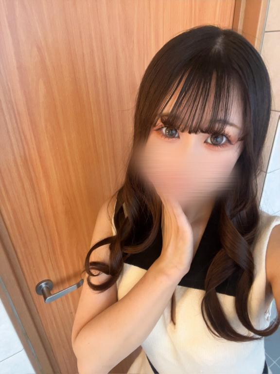 🙏🙇‍♀️｜写メ日記｜りいな★田舎育ち色白ロリ美少女｜品川・五反田 一般デリヘル 五反田Tiara～ティアラ～