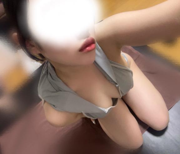 ぱくっと｜写メ日記｜えりな★未経験Gカップグラドル｜品川・五反田 一般デリヘル 五反田Tiara～ティアラ～