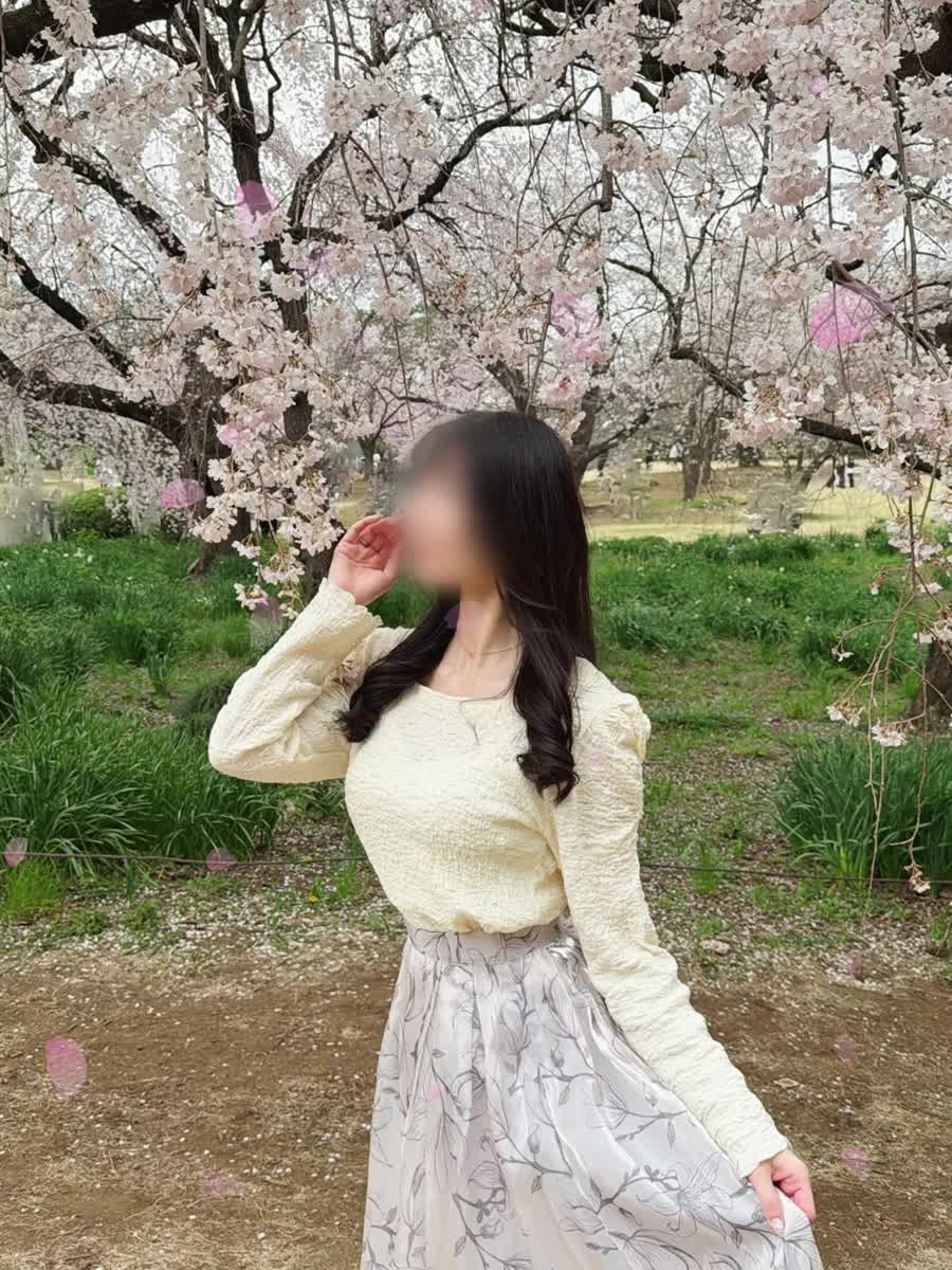 📝４月の出勤予定｜写メ日記｜米倉｜鶯谷 人妻デリヘル あなたに逢いたくて