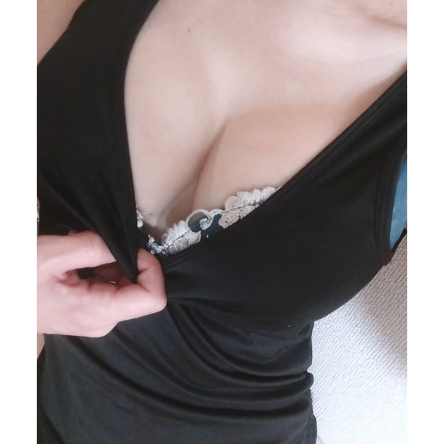 お休み中。。(´・ω・｀)｜写メ日記｜青木｜鶯谷 人妻デリヘル あなたに逢いたくて