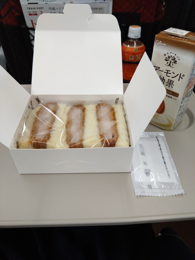 今週のシフト🗓️｜写メ日記｜片岡｜鶯谷 人妻デリヘル あなたに逢いたくて