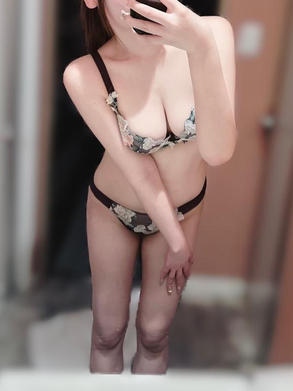出勤ヽ(•̀ω•́ )ゝ｜写メ日記｜ななこ【美巨乳清楚JD】｜池袋 一般デリヘル STELLA TOKYO−ステラトウキョウ−