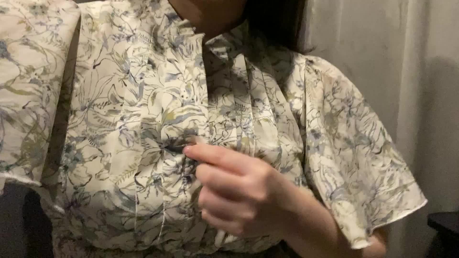 お着替え｜写メ日記｜みやび【Hカップ爆乳ロリ娘】｜池袋 一般デリヘル STELLA TOKYO−ステラトウキョウ−