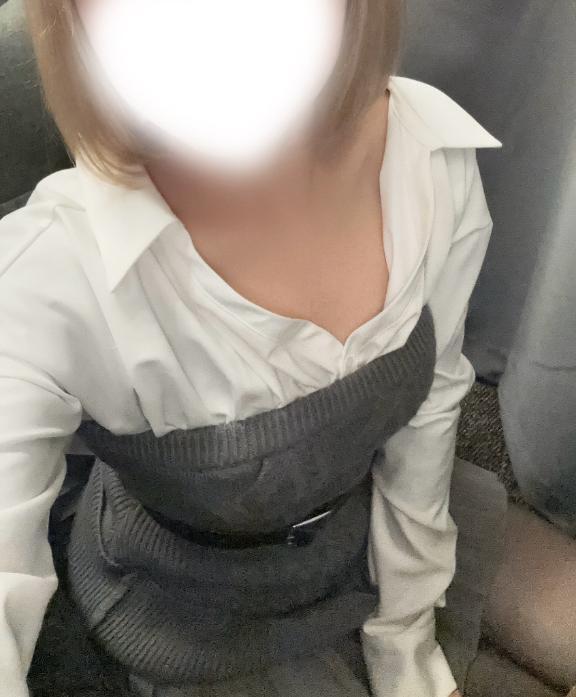 出勤してます！｜写メ日記｜りおん【感度抜群素人大学生】｜池袋 一般デリヘル STELLA TOKYO−ステラトウキョウ−