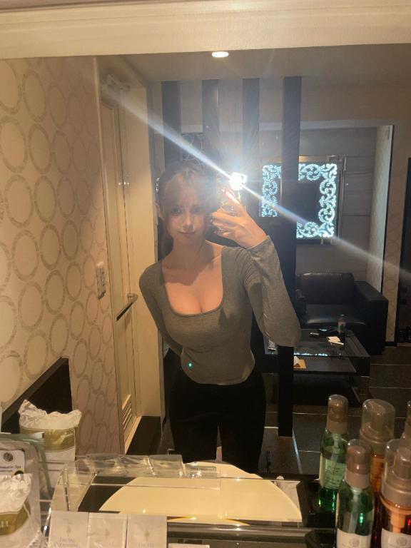 🙌🏻🤌🏻｜写メ日記｜てぃな【ハーフ激カワ美女】｜池袋 一般デリヘル STELLA TOKYO−ステラトウキョウ−