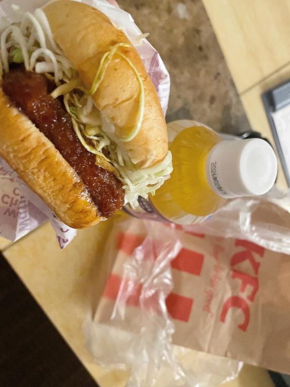 夜食🍔♡｜写メ日記｜うらら【ハイランク清楚】｜池袋 一般デリヘル STELLA TOKYO−ステラトウキョウ−