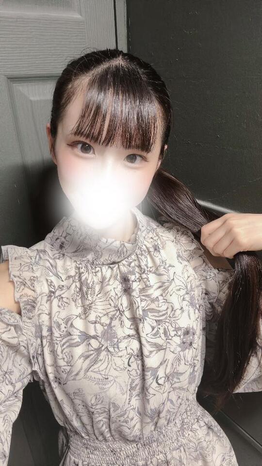 チラ見え🫣