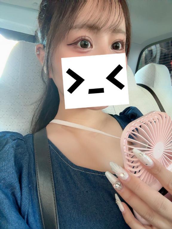束ねた長い髪水玉のシュシュ🎶｜写メ日記｜あすな【神！頂嬢極上のJ乳】｜池袋 一般デリヘル STELLA TOKYO−ステラトウキョウ−