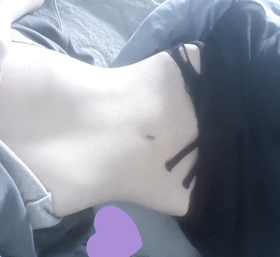 くびれ見せびらかし💕｜写メ日記｜ゆずりは【責め好き巨乳美女】｜池袋 一般デリヘル STELLA TOKYO−ステラトウキョウ−