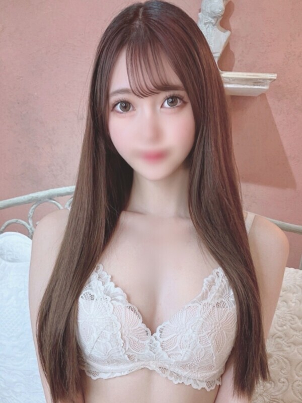 まり【完未！激カワ女子大生】