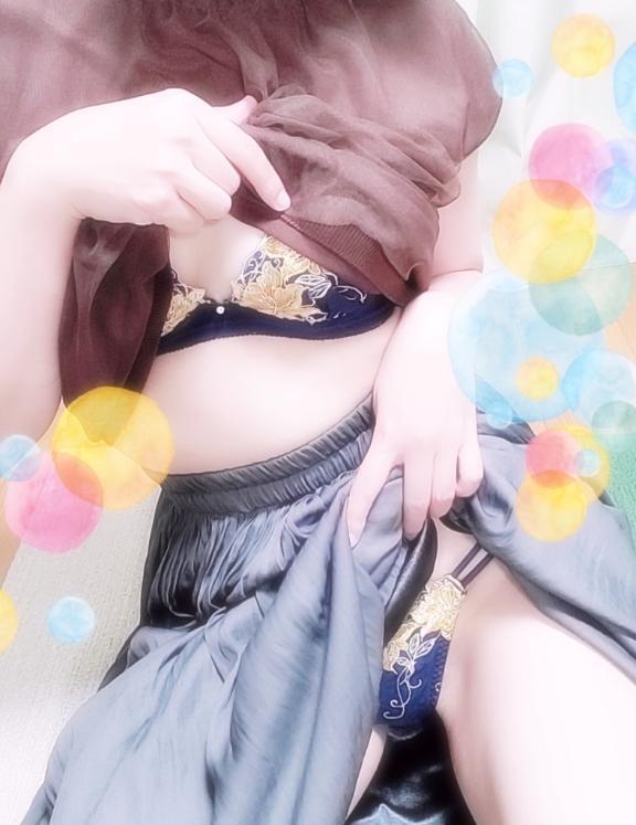 出勤してます｜写メ日記｜こまち｜大塚・巣鴨 人妻デリヘル ～優しい若妻倶楽部～ Mrs.女神