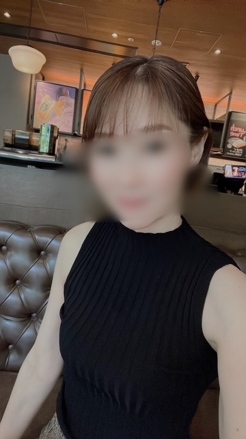 暑いですね♡｜写メ日記｜さら［大阪］｜品川・五反田 人妻デリヘル 奥鉄オクテツ東京店（デリヘル市場）