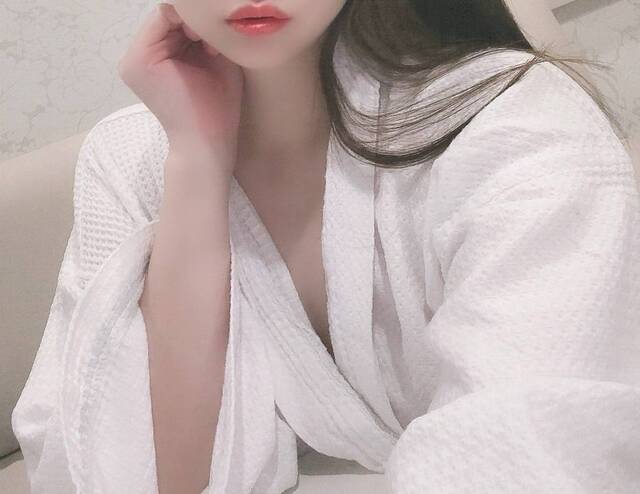 こんばんは😽