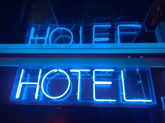 年内次回出勤日