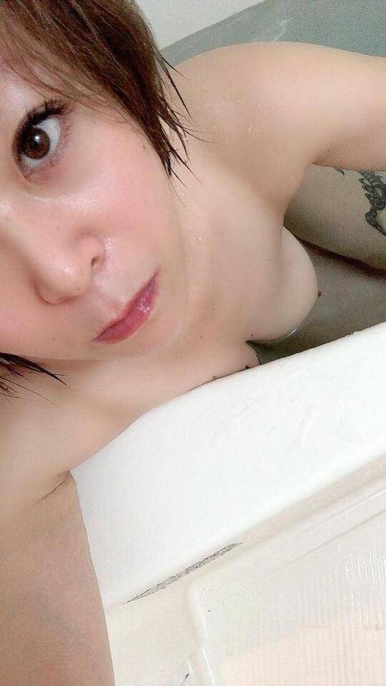 喉奥ぶち込みイラマ