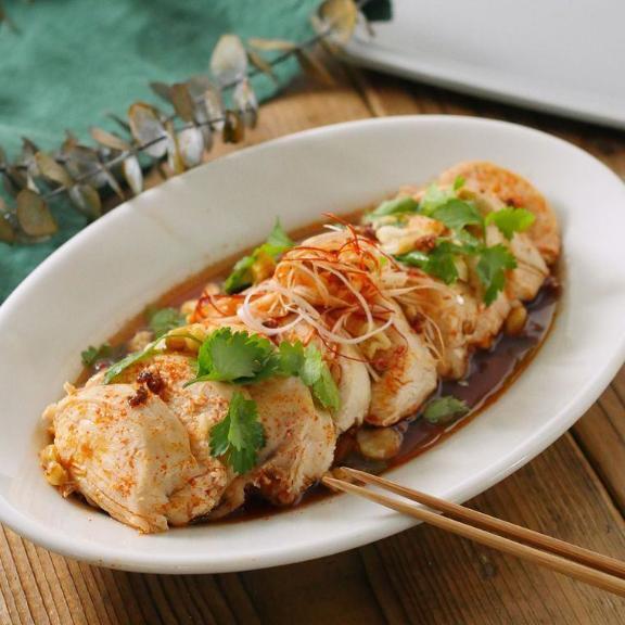 明日21日出勤致しますあゆみ