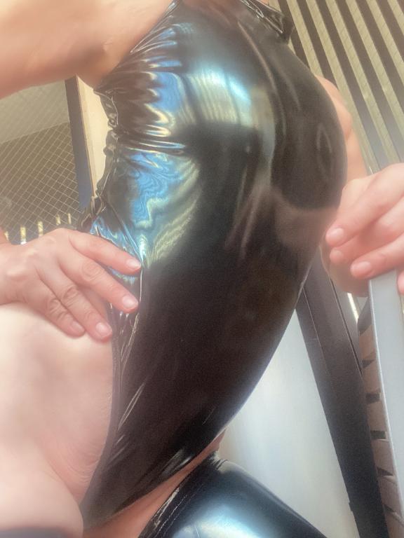 おはようございます｜写メ日記｜いずみ・5月17日入店｜鶯谷 人妻デリヘル みやこ