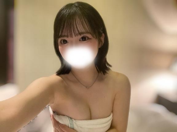 初〇〇✨️