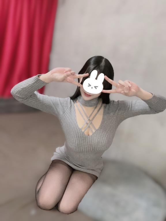黒スト巨乳◯◯顔ダブルピース｜写メ日記｜みこと【愛乳OLはドM美女】｜新宿 一般デリヘル STELLA NEXT−ステラネクスト−