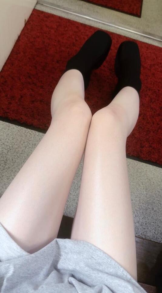 ミテネキテネ(ﾉ)･ω･(ヾ)｜写メ日記｜ここな【可憐な小悪魔アイドル】｜新宿 一般デリヘル STELLA NEXT−ステラネクスト−