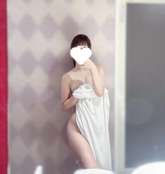 🌬いますよ🌬｜写メ日記｜りり【目が離せない極美少女】｜新宿 一般デリヘル STELLA NEXT−ステラネクスト−