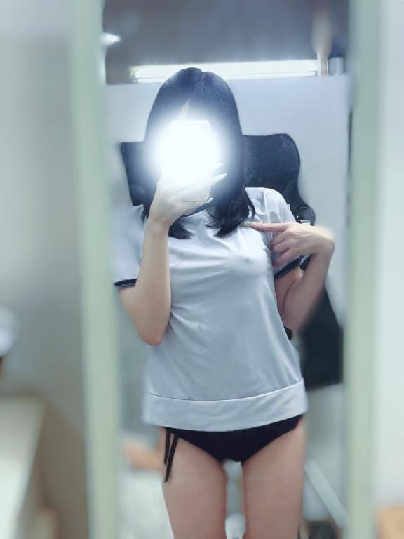 立ってる、、｜写メ日記｜あんず【会えば沼る反則美女】｜新宿 一般デリヘル STELLA NEXT−ステラネクスト−