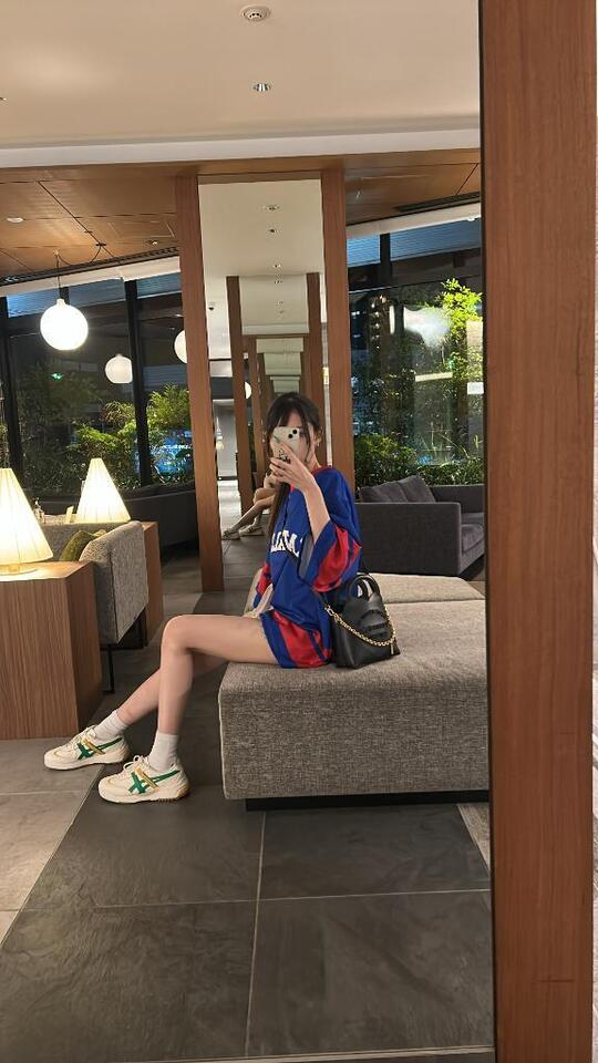 隠し事、、、🤍｜写メ日記｜みう【美脚高身長JD】｜新宿 一般デリヘル STELLA NEXT−ステラネクスト−