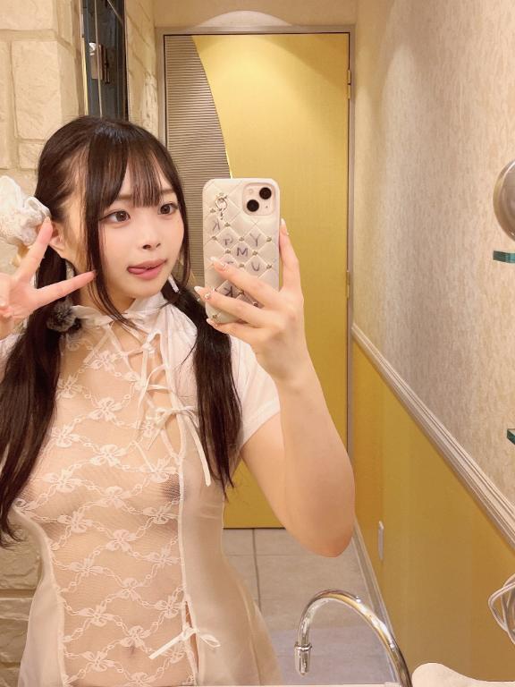 かがみ｜写メ日記｜いくら【ロリカワGの破壊力】｜新宿 一般デリヘル STELLA NEXT−ステラネクスト−