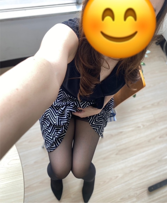 雨ですね☂️｜写メ日記｜めい｜品川・五反田 人妻デリヘル 性腺熟女100％（デリヘル市場グループ）