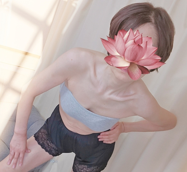 こんばんは〜(⁠・⁠∀⁠・⁠)｜写メ日記｜さなえ｜品川・五反田 人妻デリヘル 性腺熟女100％（デリヘル市場グループ）