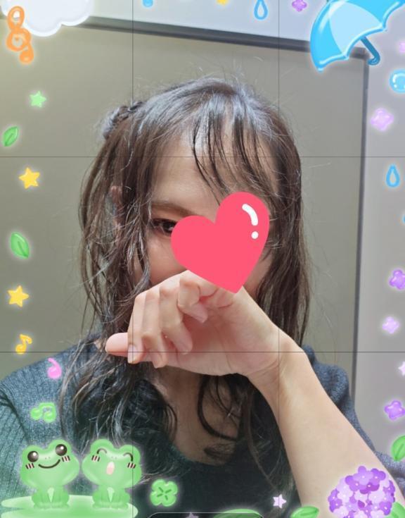今日12日金曜夜～出勤します♡｜写メ日記｜狩野（かりの）｜鶯谷 人妻デリヘル 素人妻専門店　ミセス・グランデ