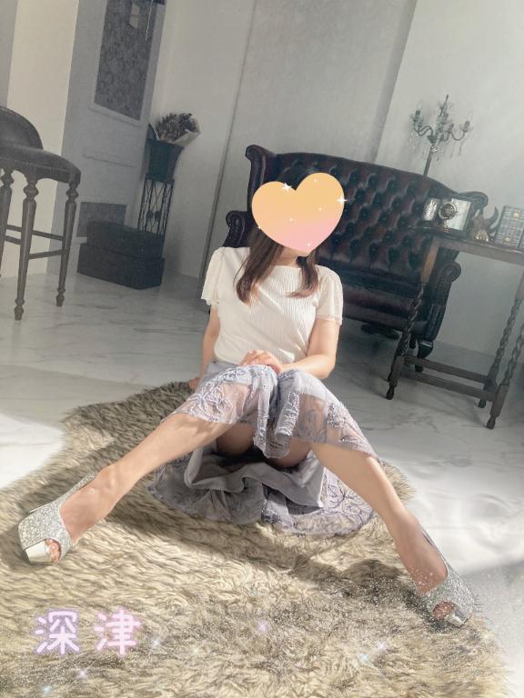 出勤｜写メ日記｜深津（ふかつ）｜鶯谷 人妻デリヘル 素人妻専門店　ミセス・グランデ