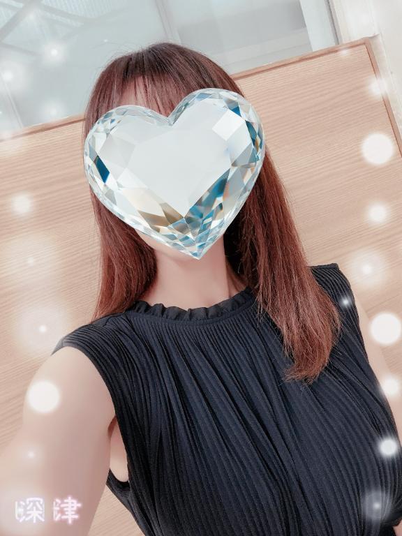 金曜日♪｜写メ日記｜深津（ふかつ）｜鶯谷 人妻デリヘル 素人妻専門店　ミセス・グランデ