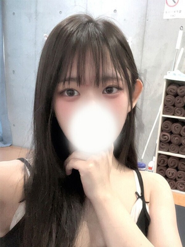 小西あやめ