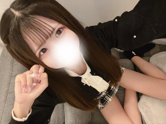 明日ひさしぶりにいます⭐️｜写メ日記｜みどり★純情可憐なロリ天使★｜鶯谷 一般デリヘル 鶯谷Tiara～ティアラ～