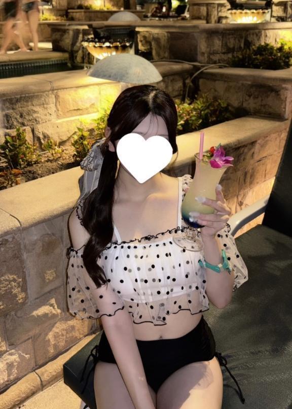 👙💕✨