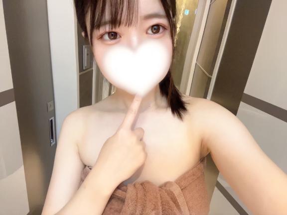 5時まで♡｜写メ日記｜ゆあ★業界未経験のG乳美少女★｜鶯谷 一般デリヘル 鶯谷Tiara～ティアラ～