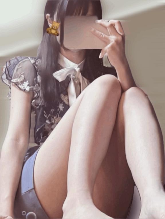 元役女子大生♡元アイドル