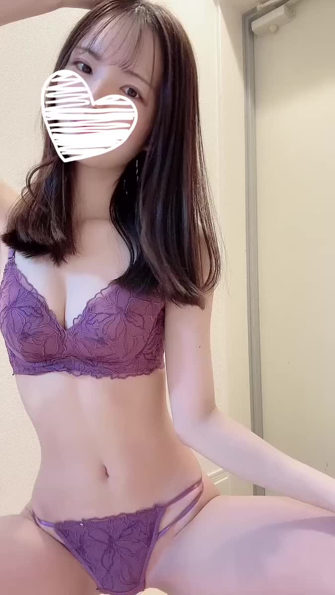 ずっと考えてる？｜写メ日記｜まなつ★SS級！坂道系スター★｜鶯谷 一般デリヘル 鶯谷Tiara～ティアラ～