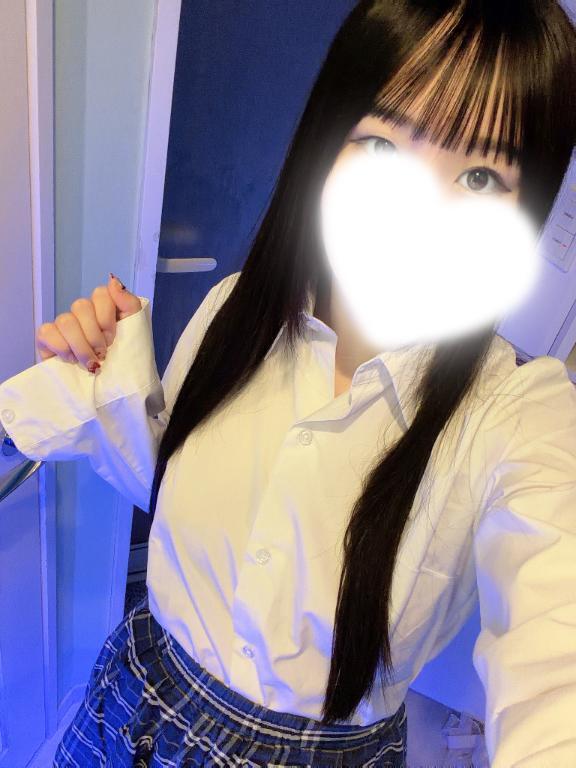 🏫💘｜写メ日記｜りな★完未！潮吹き確定の超新星｜鶯谷 一般デリヘル 鶯谷Tiara～ティアラ～