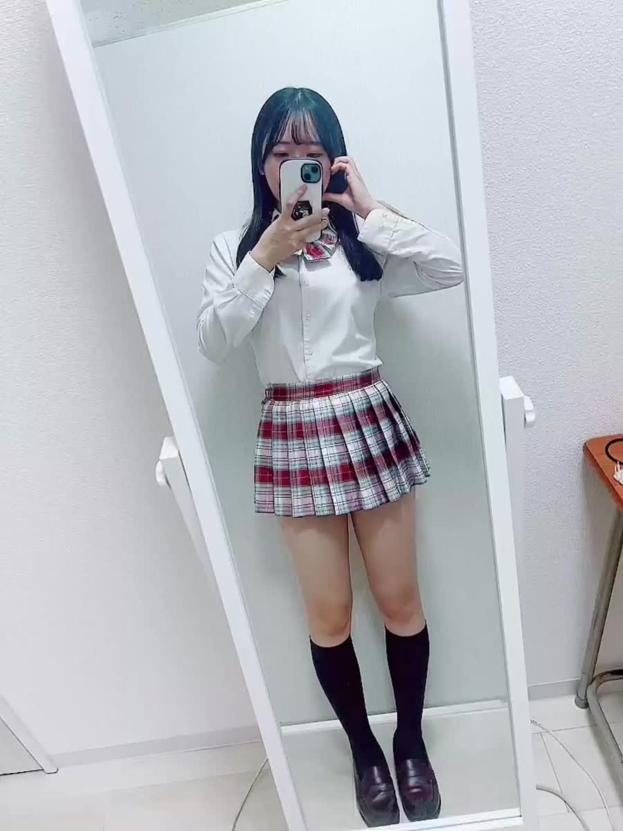 制服って可愛いよね⸜🫶⸝‍｜写メ日記｜さゆり★キスから始まる恋物語★｜鶯谷 一般デリヘル 鶯谷Tiara～ティアラ～