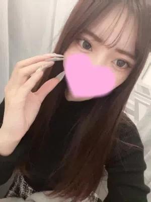 ベッドでくっついて眠る妄想、してもいい？💭｜写メ日記｜しほ★衝撃！究極の妹系ロリ巨乳｜鶯谷 一般デリヘル 鶯谷Tiara～ティアラ～