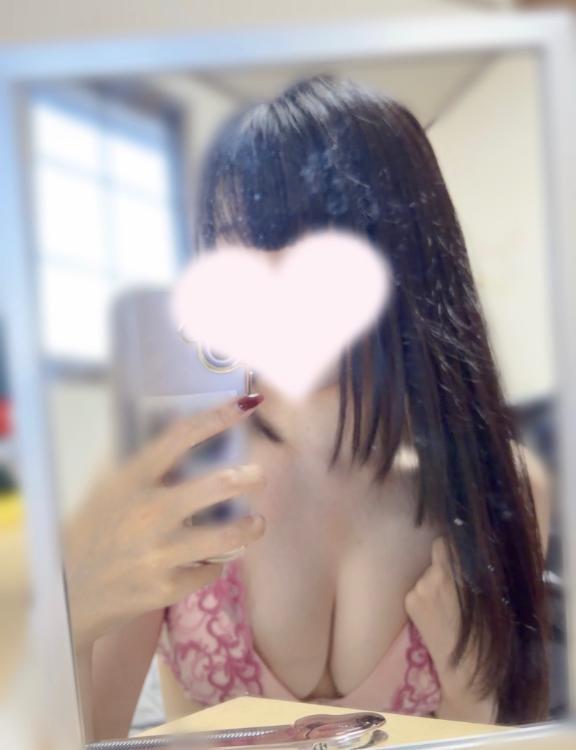 出勤前に📷✨｜写メ日記｜みか★透明感抜群！色白キス魔★｜鶯谷 一般デリヘル 鶯谷Tiara～ティアラ～
