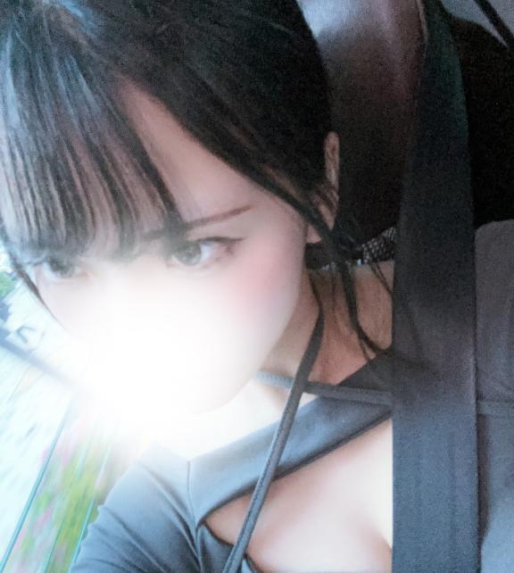GOD谷間｜写メ日記｜なこ★女子アナ系清純美少女★｜鶯谷 一般デリヘル 鶯谷Tiara～ティアラ～