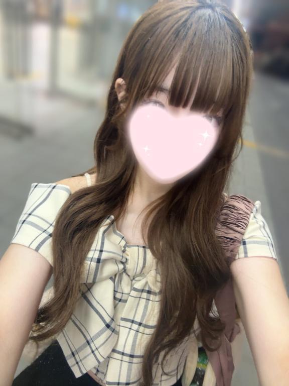 こんにちは☀️｜写メ日記｜りりあ★卒業したてのピュア素人｜鶯谷 一般デリヘル 鶯谷Tiara～ティアラ～