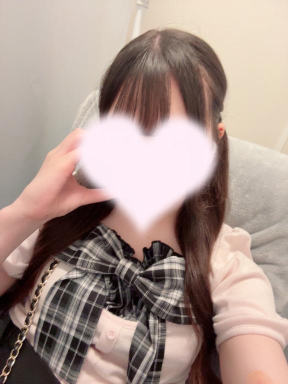 18時から🐾｜写メ日記｜なほ★新卒18歳×業界未経験★｜鶯谷 一般デリヘル 鶯谷Tiara～ティアラ～