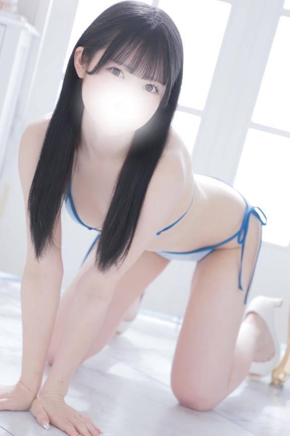 【動画】みんなが見たいのは股間？💖｜写メ日記｜るいな★月足天音似のドM美少女｜鶯谷 一般デリヘル 鶯谷Tiara～ティアラ～